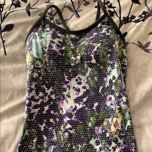 Lululemon tank size 2!